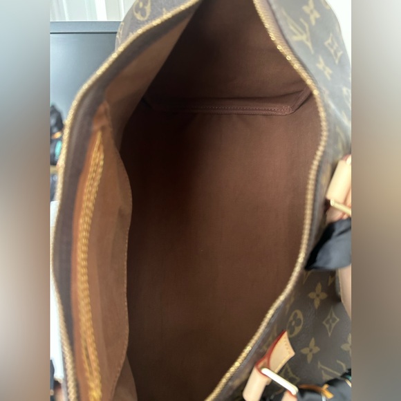 LOUIS VUITTON Speedy 40 - Picture 12 of 16